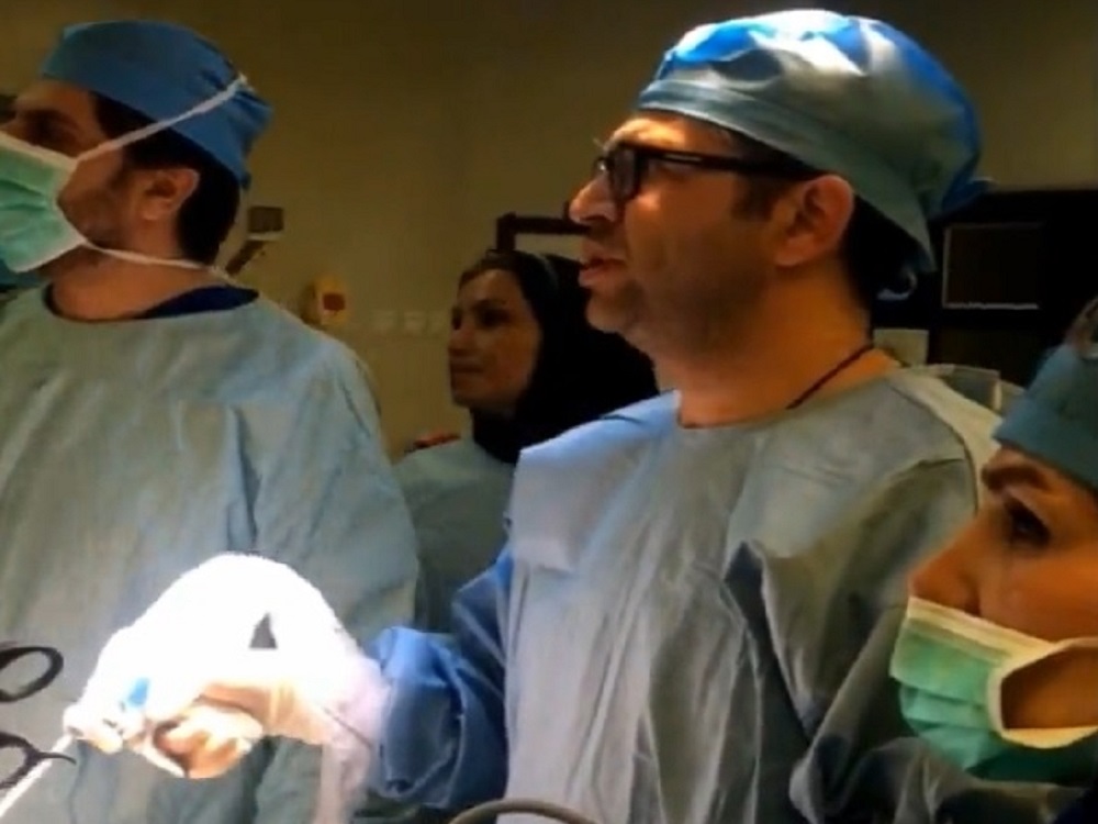ویدیو جراحی SADI-S توسط دکتر پیمان علی بیگی در اتاق عمل
